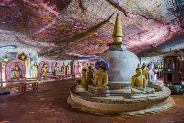 Dambulla Royal Cave Temple and Golden Temple