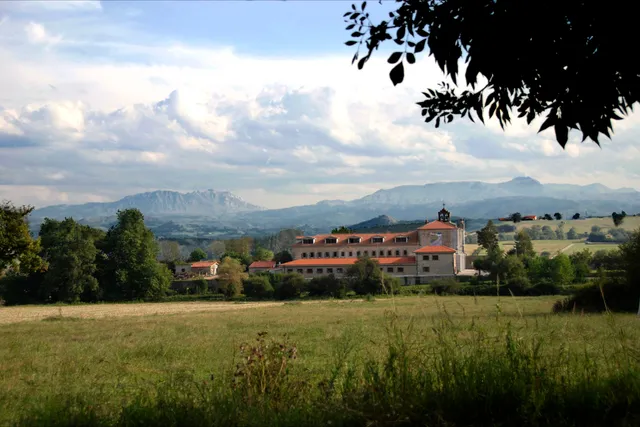 Monasterio de Suesa. Monjas Trinitarias