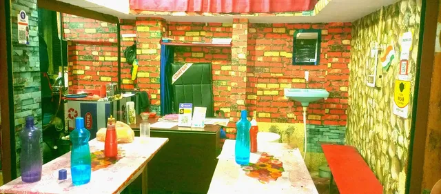 RR REASTURANT & FASTFOOD