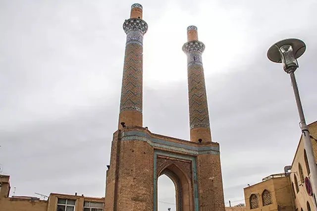 Dar Al Ziafe Minaret