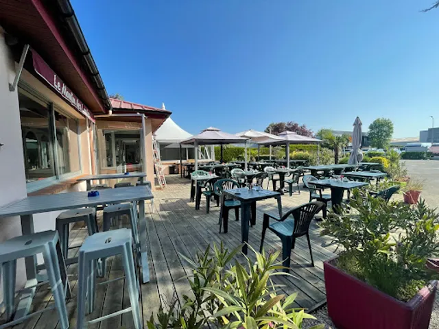 LE MOULIN DES LANDES SAINTE LUCE SUR LOIRE VOUS ACCUEILLE