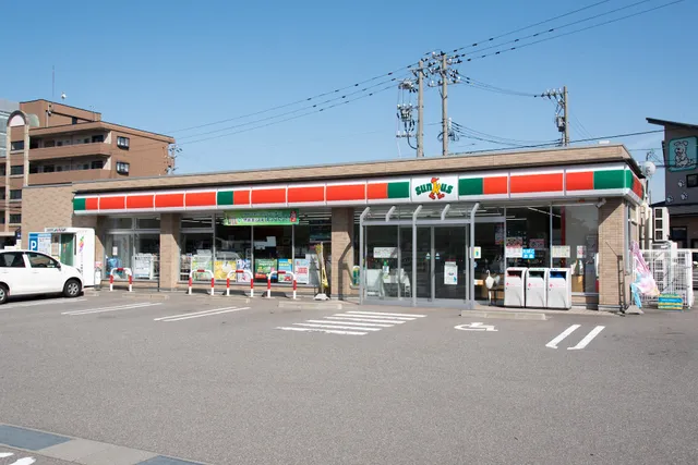 FamilyMart