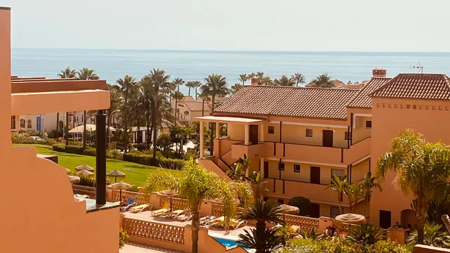 La Costa Penthouse - Chill Out with sea views