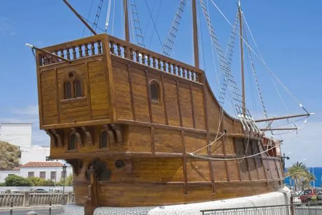 Monumento a El Enano