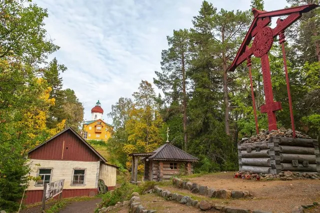 Svyato-Voznesenskiy Skit Solovetskogo Monastyrya, Na Sekirnoy Gore