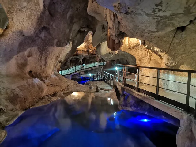 Cueva del Tesoro