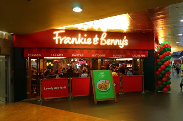Frankie & Benny's