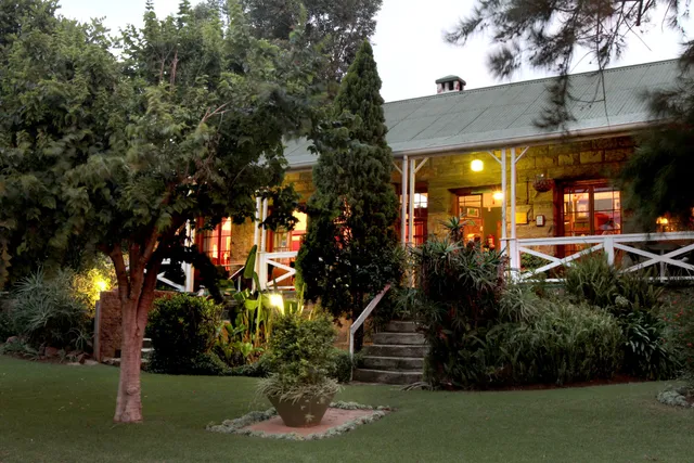 Shamrock Arms Guest Lodge