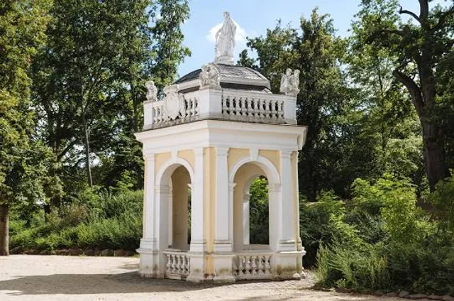 State Park Hanau Wilhelmsbad