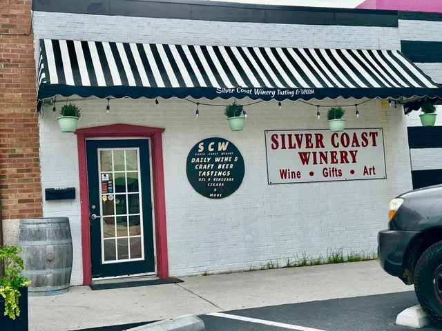 Silver Coast's Tap & Tasting Room