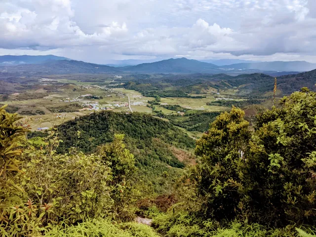 Trailhead to Prayer Mountain
