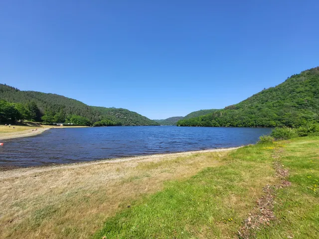 Plage de Confolant - Lac des Fades-Besserve