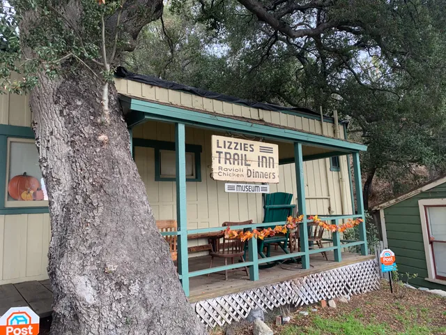 Lizzie’s Trail Inn and The Richardson House