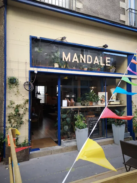 La Mandale Restaurant
