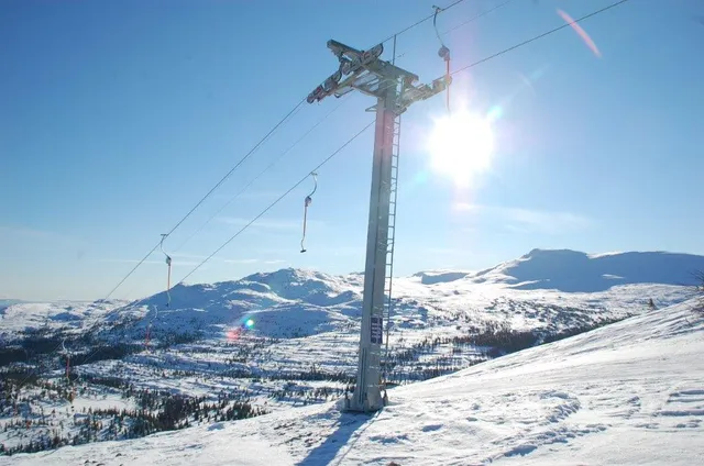 🚡Skiheis service A/S❄️ Bli med oss til toppen...