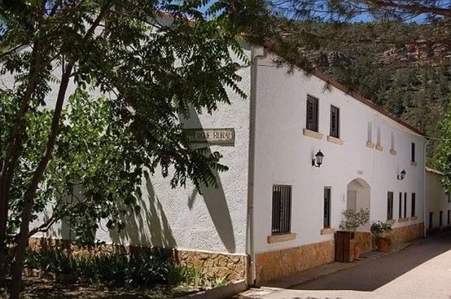 ALBERGUE CONTRERAS