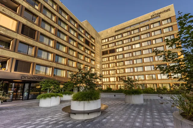 Prize by Radisson, Bern City