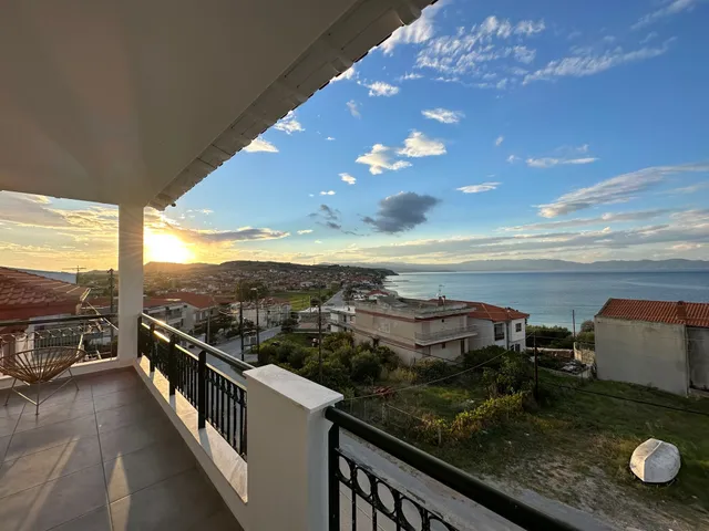 Villa Eleni Greece - Wonderful Sea View Studios & Apartments 💙 Nea Roda