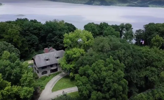 Four Mounds Foundation