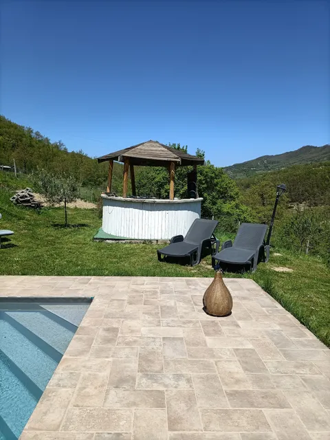 Casale I Calanchi Gubbio -la strega e l 'ultimo cavaliere