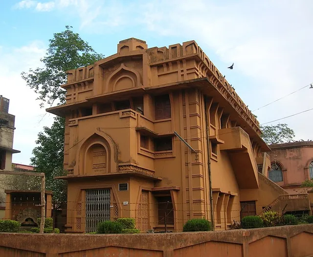 Bishnupur Acharya Jogesh Chandra Purakriti Bhaban (District Museum)