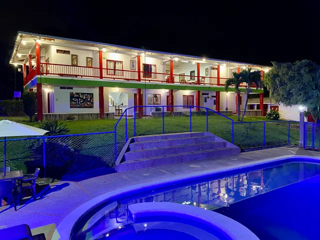Finca El Portal de Brenda - Hotel Resplandor Quindiano