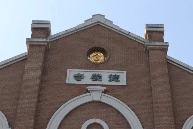 photo-1