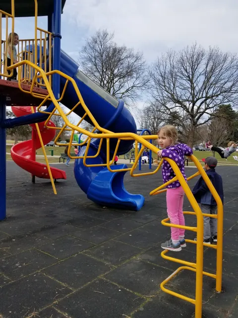 Antelope Park Enclosed Shelter