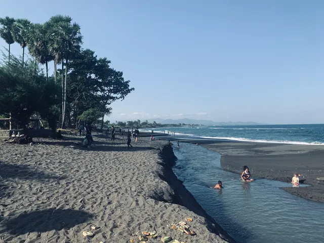 Pantai Saba