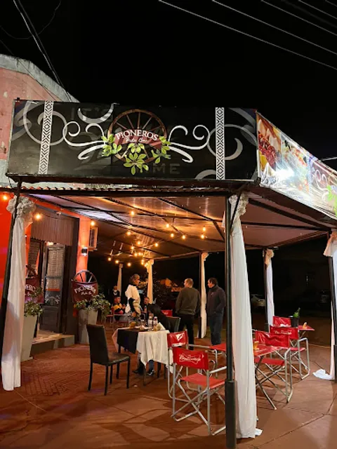 Pioneros Resto-Bar