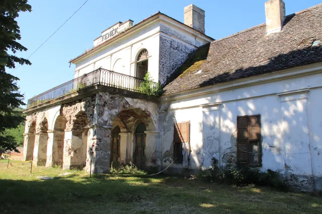 Fenékpusztai Festetics-major és (Kis)Kastély