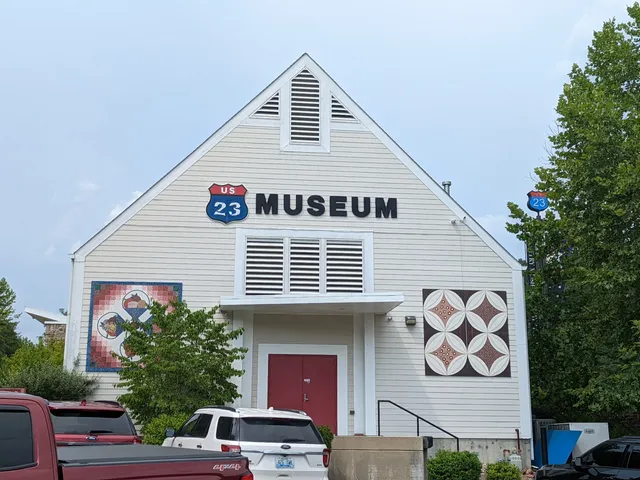 US 23 Country Music Highway Museum