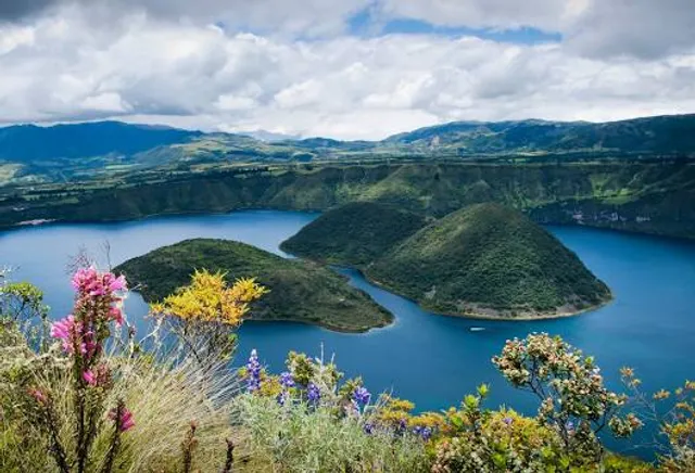 Cuicocha Lake