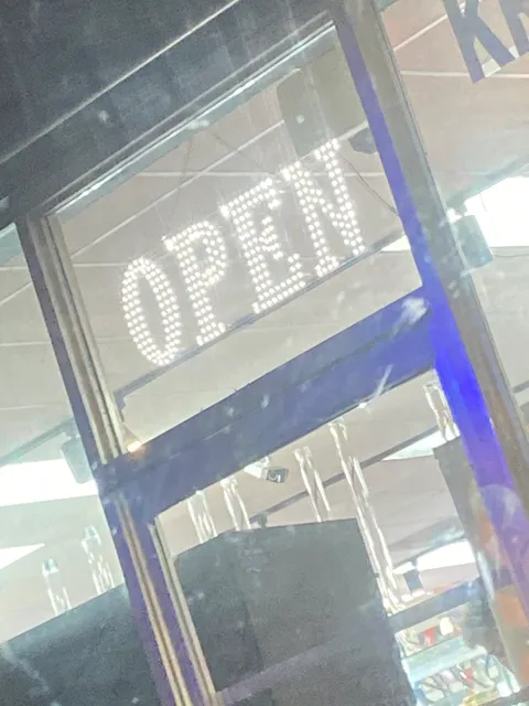 CLOUD SMOKE SHOP - UNBEATABLE PRICES. UNMATCHED SELECTION. QUALITY VAPES, KRATOM, FLOWER, DELTA, GLASS, AND SO MUCH MORE!