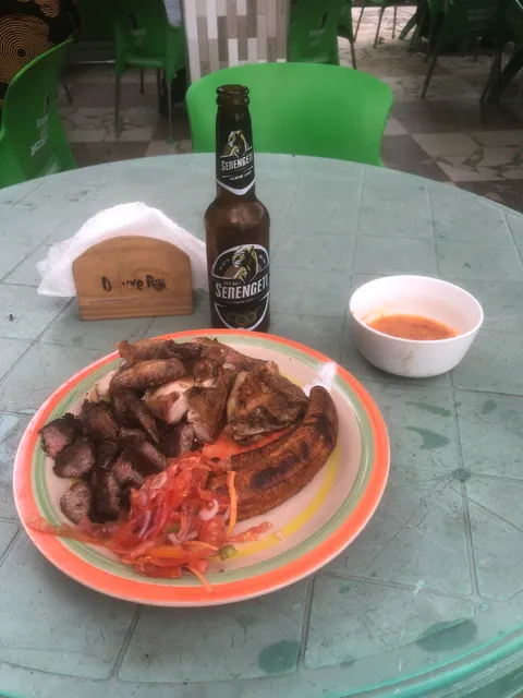 Deluxe Bar & Restaurant