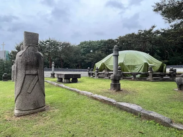 Seolleung (Tomb of King Seongjong)