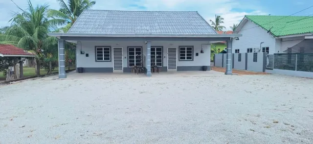 Dina Homestay Cherang Ruku