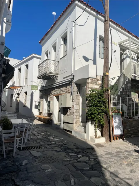 l anima boutique suites