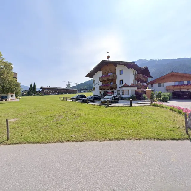 Appartementhaus Obermanharthof Jakob Hirzinger