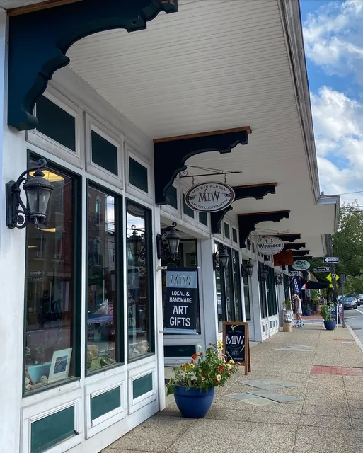 Made in Warren Artist Cooperative