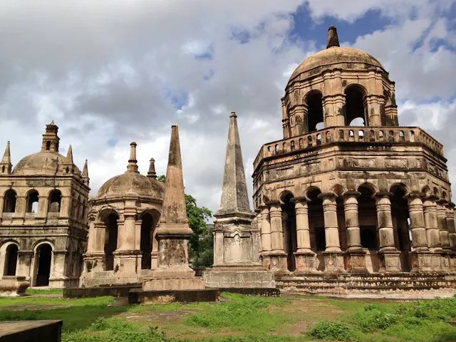 Dutch & Armenian Cemetery