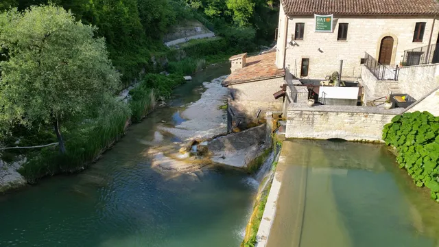 Palace Merolli (Palazzo degli Scalzi)