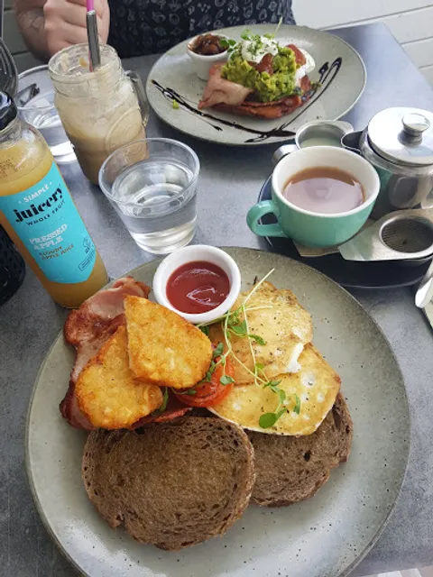 MURRAYS on sixth Espresso Bar