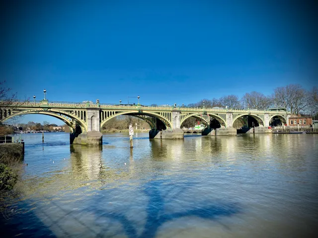 Richmond Lock and Footbridge