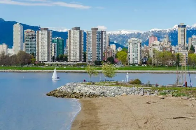Kitsilano Beach