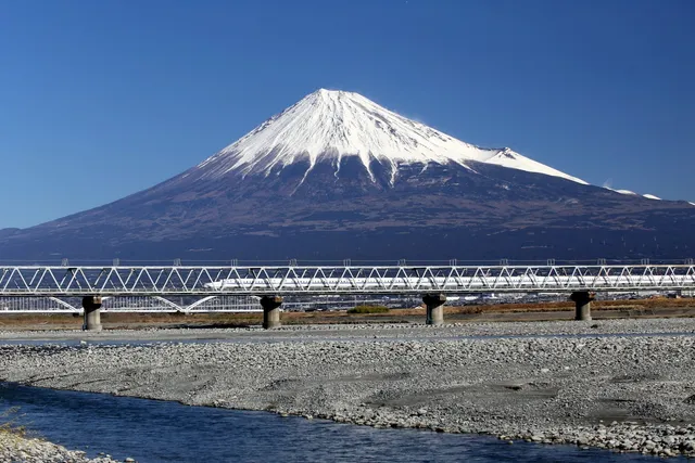 Fuji City Fuji Riverbed Rest Square