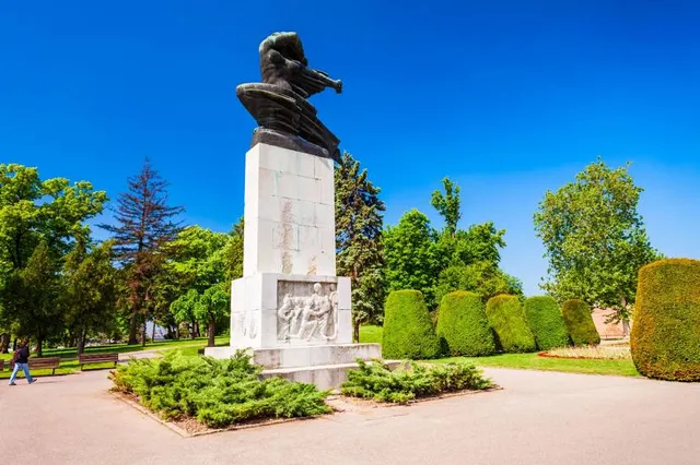 Tomb of National Heroes