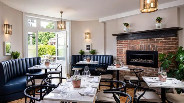 The Six Restaurant at Kings Arms Hampton Court