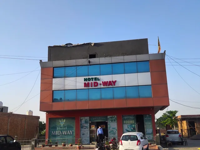 Hotel Midway & Restaurant