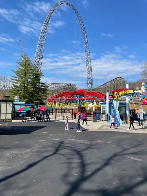 Supergirl: Sky Flyer